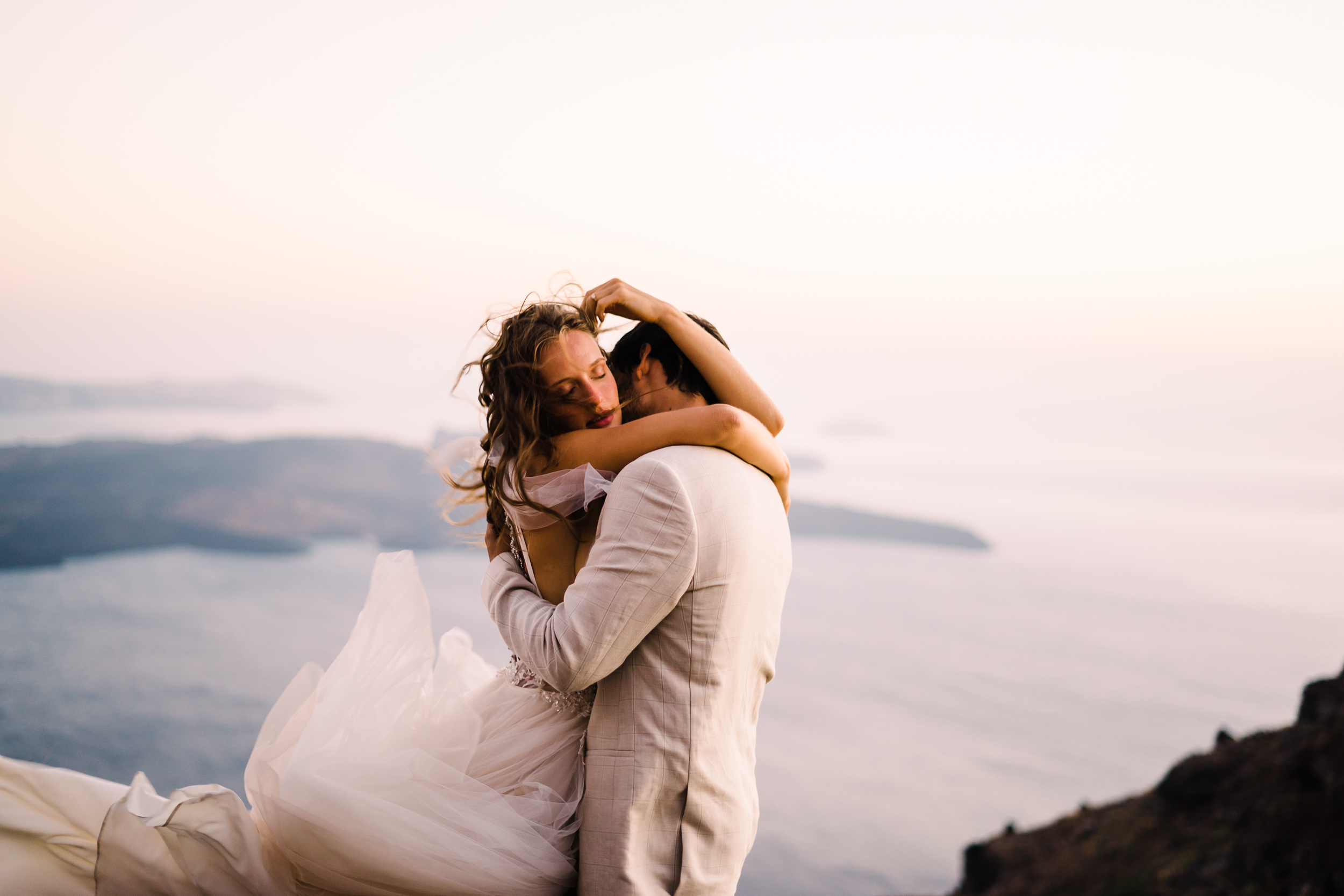 santorini wedding photographer, best wedding photographer santorini, santorini wedding photographer price, wedding photographer santorini greece, alternative wedding photographer santorini, wedding chicks santorini, destination wedding photographer, destination wedding photographer greece, italy destination wedding photographer, destination wedding photographer mexico, how to be a destination wedding photographer,