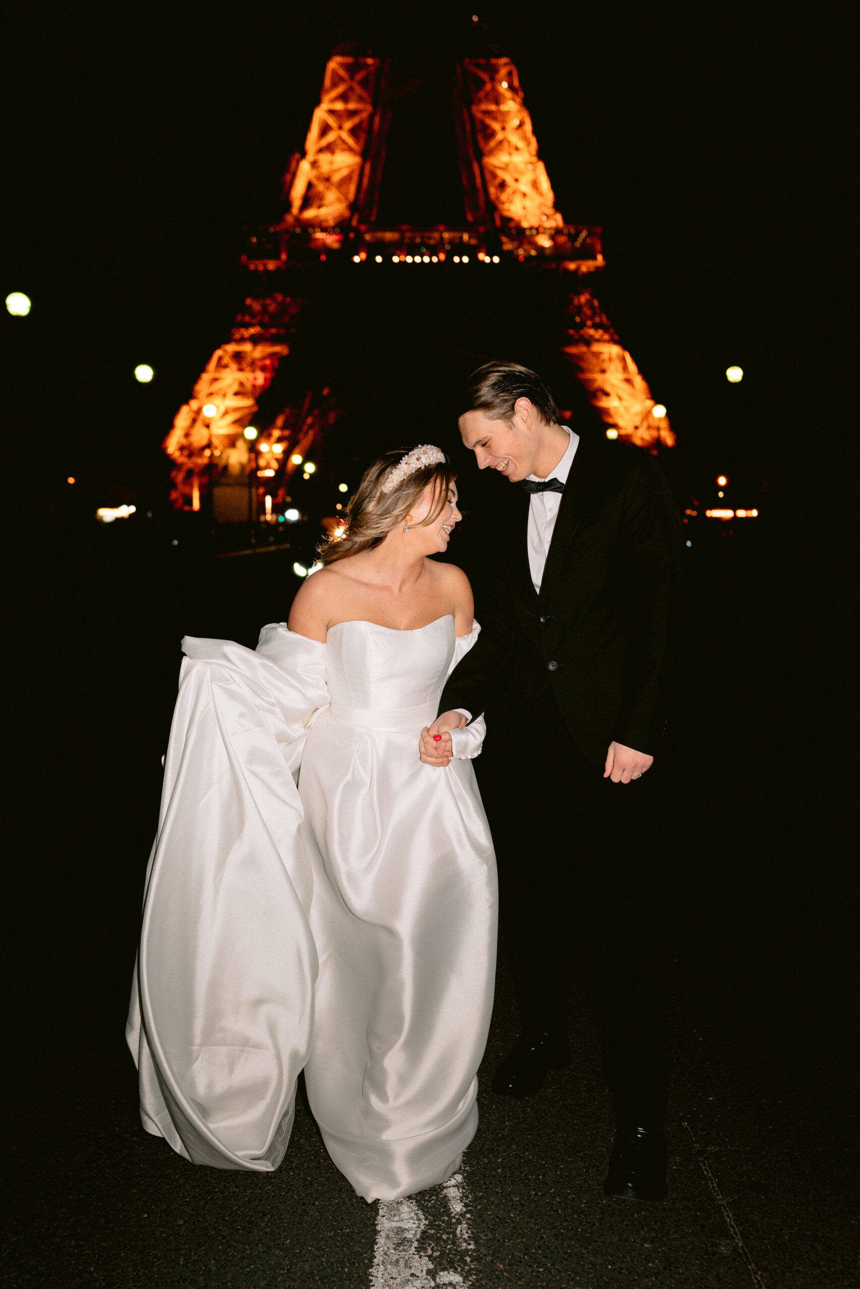 Paris Wedding Photographer. Destination Wedding Photographer. Paris Couple Shoot with the Eiffel Tower