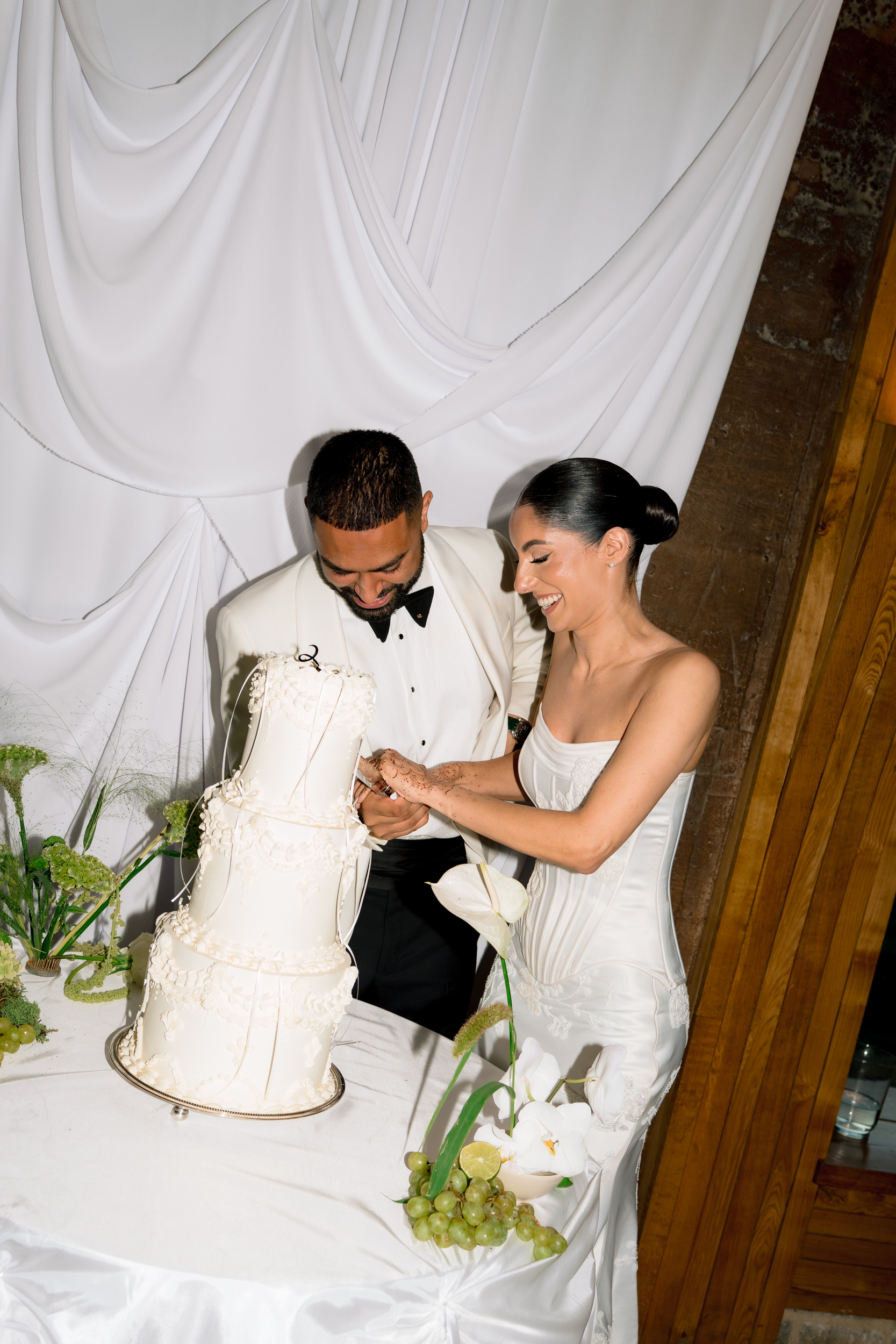 Elmore, Elmore Court, ELmore Court Wedding, Elmore Court Wedding Photographer, Cotswold wedding photographer, Cheltenham Wedding Photographer