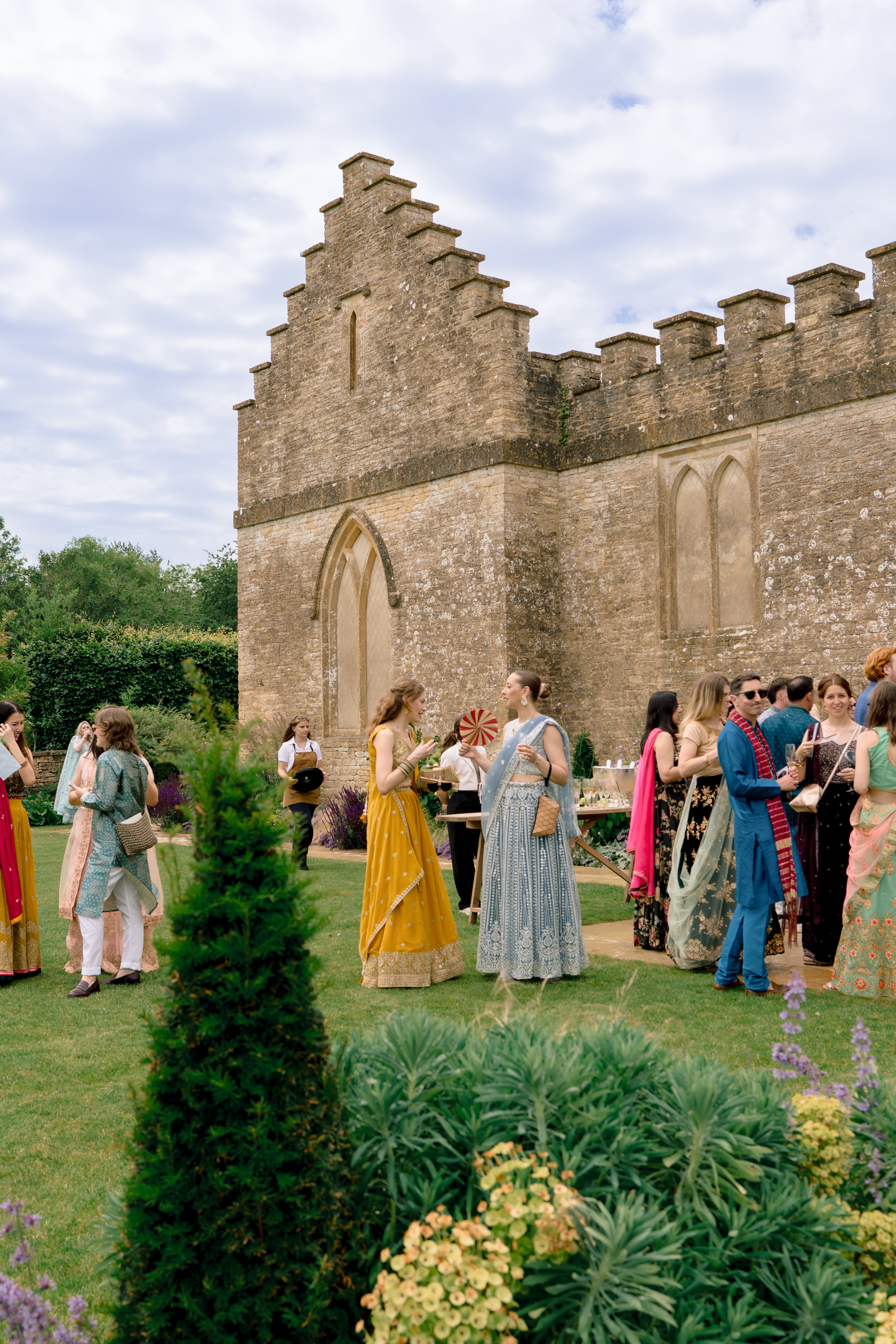 Cotswolds Asian Wedding Photographer, Cotswold Asian Wedding, Luxury Asian Wedding Photographer, Editorial Wedding Photographer, Multi cultural wedding photographer, fusion wedding